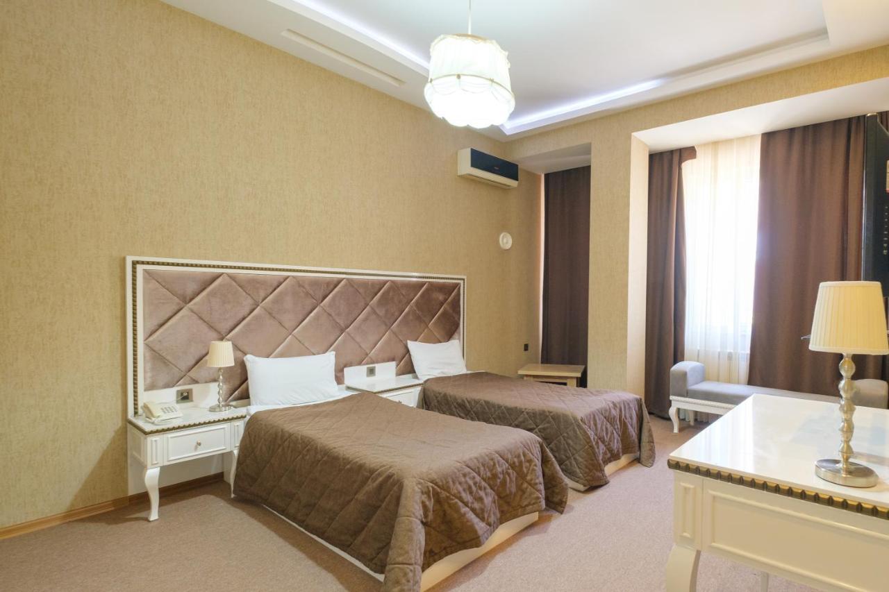 באקו Maestro Hotel מראה חיצוני תמונה