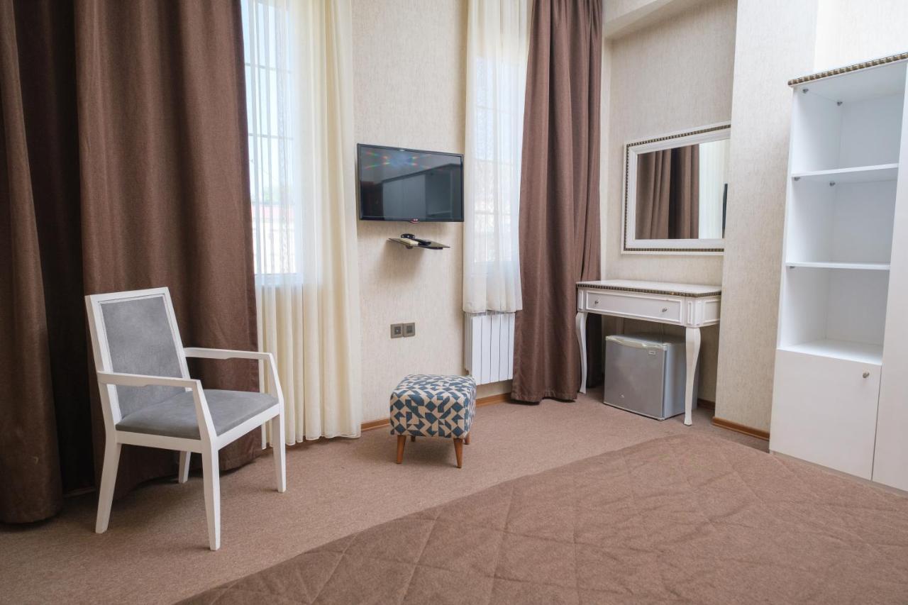 באקו Maestro Hotel מראה חיצוני תמונה