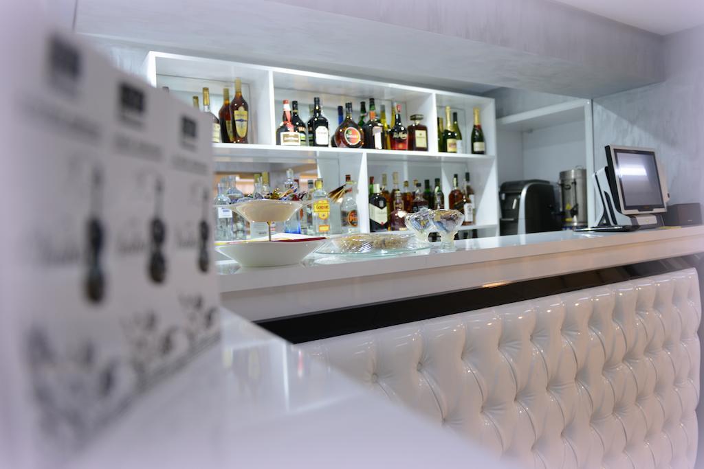 באקו Maestro Hotel מראה חיצוני תמונה