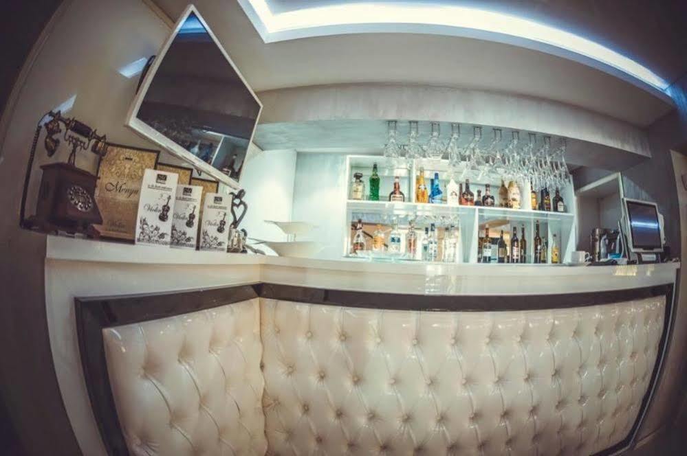 באקו Maestro Hotel מראה חיצוני תמונה