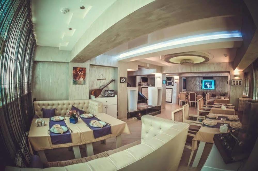 באקו Maestro Hotel מראה חיצוני תמונה